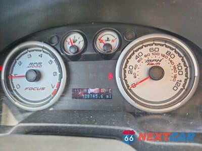 Zdjęcie 9 z 12 samochodu: 2008 FORD FOCUS SE VIN:1FAHP35NX8W237288 - miniatura