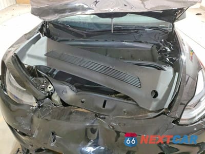 Zdjęcie 12 z 13 samochodu: 2025 TESLA MODEL Y VIN:7SAYGDEE9SA355960 - miniatura