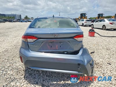 Zdjęcie 6 z 12 samochodu: 2021 TOYOTA COROLLA LE VIN:JTDEPMAEXMJ184608 - miniatura