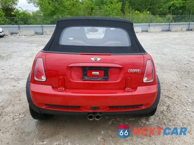 Zdjęcie 6 z 12 samochodu: 2006 MINI COOPER S VIN:WMWRH33576TL93010 - miniatura