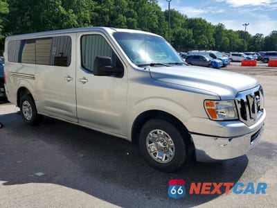 Czwarte zdjęcie samochodu z boku: 2013 NISSAN NV 3500 HD S VIN:5BZAF0AA3DN202284 - miniatura