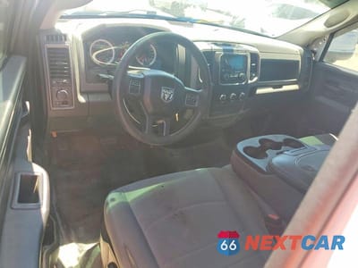 Zdjęcie 8 z 12 samochodu: 2019 RAM 1500 CLASSIC TRADESMAN VIN:3C6JR6DTXKG507513 - miniatura