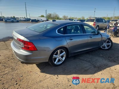 Trzecie zdjęcie samochodu z tyłu: 2018 VOLVO S90 T5 MOMENTUM VIN:LVY102AK3JP043720 - miniatura