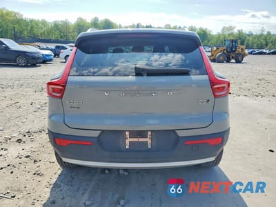 Zdjęcie 6 z 14 samochodu: 2025 VOLVO XC40 PLUS VIN:YV4L12UE7S2599978 - miniatura