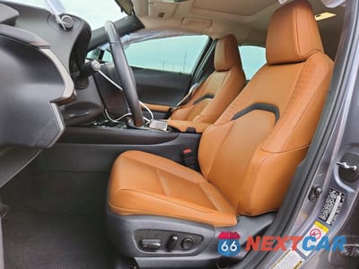 Zdjęcie 7 z 13 samochodu: 2019 LEXUS UX 200 VIN:JTHY3JBH8K2017671 - miniatura