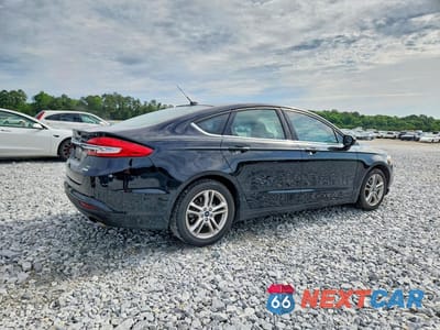 Trzecie zdjęcie samochodu z tyłu: 2018 FORD FUSION SE VIN:3FA6P0HD5JR128755 - miniatura