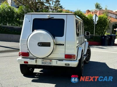 Czwarte zdjęcie samochodu z boku: 2017 MERCEDES-BENZ G 63 AMG VIN:WDCYC7DF2HX272208 - miniatura