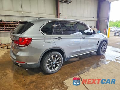 Trzecie zdjęcie samochodu z tyłu: 2017 BMW X5 XDRIVE35I VIN:5UXKR0C50H0V66675 - miniatura