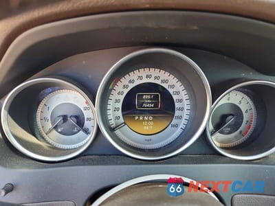 Zdjęcie 9 z 12 samochodu: 2012 MERCEDES-BENZ C 250 VIN:WDDGF4HB6CR203295 - miniatura