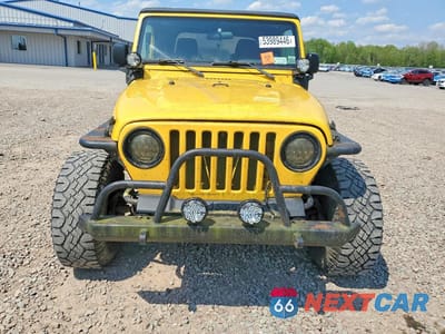 Piąte zdjęcie samochodu w środku: 2006 JEEP WRANGLER X VIN:1J4FA39S16P761224 - miniatura