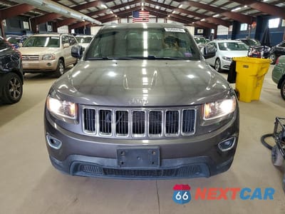Piąte zdjęcie samochodu w środku: 2014 JEEP GRAND CHEROKEE LAREDO VIN:1C4RJFAG3EC457703 - miniatura