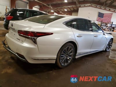 Trzecie zdjęcie samochodu z tyłu: 2018 LEXUS LS 500H VIN:JTHCYLFF2J5000538 - miniatura