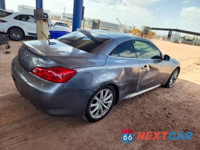 Trzecie zdjęcie samochodu z tyłu: 2014 INFINITI Q60 CONVERTIBLE BASE VIN:JN1CV6FEXEM900640 - miniatura