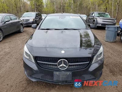 Piąte zdjęcie samochodu w środku: 2014 MERCEDES-BENZ CLA 250 VIN:WDDSJ4EB5EN062808 - miniatura