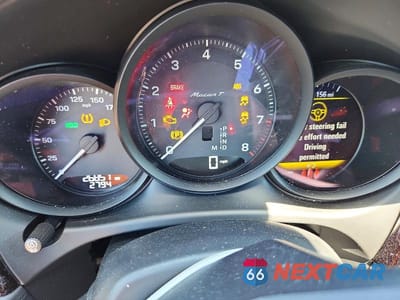 Zdjęcie 9 z 13 samochodu: 2024 PORSCHE MACAN BASE VIN:WP1AA2A54RLB03570 - miniatura