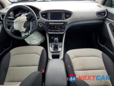 Zdjęcie 8 z 12 samochodu: 2019 HYUNDAI IONIQ SEL VIN:KMHC75LC5KU119567 - miniatura