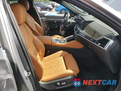 Zdjęcie 7 z 14 samochodu: 2025 BMW X6 XDRIVE40I VIN:5UX33EX07S9Z01984 - miniatura