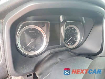Zdjęcie 9 z 12 samochodu: 2017 NISSAN TITAN XD SV VIN:1N6BA1F47HN521802 - miniatura