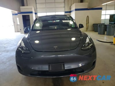 Piąte zdjęcie samochodu w środku: 2023 TESLA MODEL Y VIN:7SAYGDEE0PF855001 - miniatura