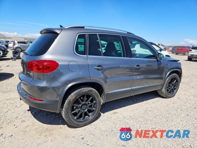 Trzecie zdjęcie samochodu z tyłu: 2012 VOLKSWAGEN TIGUAN S VIN:WVGAV7AX3CW006303 - miniatura