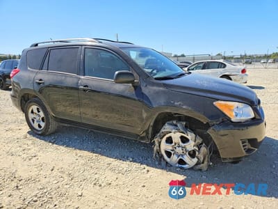 Czwarte zdjęcie samochodu z boku: 2010 TOYOTA RAV4 BASE VIN:JTMZF4DV7AD028021 - miniatura