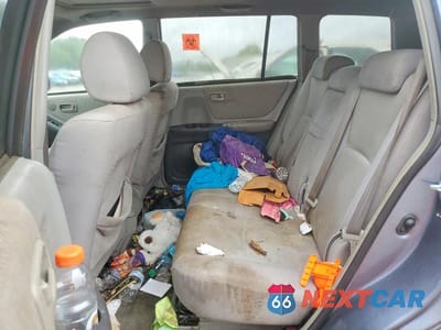 Zdjęcie 11 z 13 samochodu: 2004 TOYOTA HIGHLANDER BASE VIN:JTEDP21A240004827 - miniatura