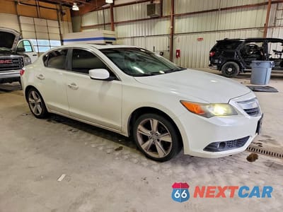 Czwarte zdjęcie samochodu z boku: 2014 ACURA ILX 20 PREMIUM VIN:19VDE1F56EE008090 - miniatura