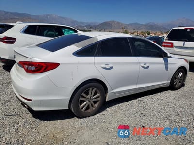Trzecie zdjęcie samochodu z tyłu: 2016 HYUNDAI SONATA SE VIN:5NPE24AF3GH359186 - miniatura
