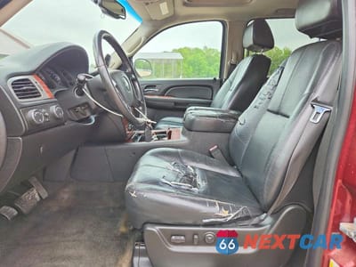 Zdjęcie 7 z 14 samochodu: 2008 CHEVROLET SUBURBAN K1500 LS VIN:3GNFK16318G202713 - miniatura