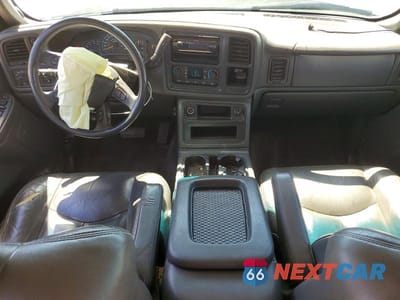 Zdjęcie 8 z 12 samochodu: 2004 CHEVROLET SILVERADO K1500 VIN:2GCEK13T141389558 - miniatura