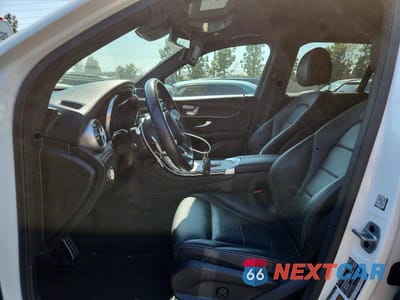 Zdjęcie 7 z 12 samochodu: 2022 MERCEDES-BENZ GLC 300 VIN:W1N0G8DB9NG095428 - miniatura