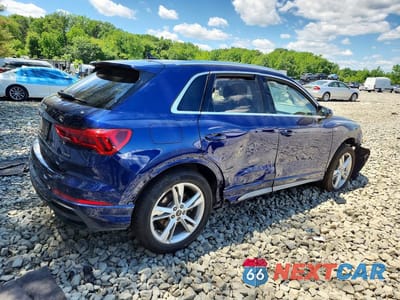 Trzecie zdjęcie samochodu z tyłu: 2024 AUDI Q3 PREMIUM S LINE 45 VIN:WA1DECF31R1159312 - miniatura
