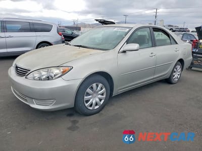 2005 TOYOTA CAMRY LE JTDBE32K453034684 - główne zdjęcie licytacji z USA - miniatura