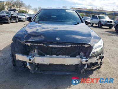 Piąte zdjęcie samochodu w środku: 2019 MERCEDES-BENZ C 300 VIN:55SWF8DB2KU322385 - miniatura
