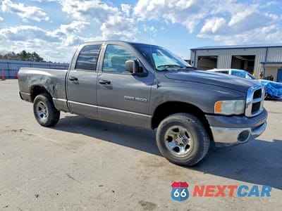 Czwarte zdjęcie samochodu z boku: 2003 DODGE RAM 1500 ST VIN:1D7HU18N83S305905 - miniatura