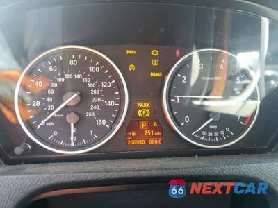 Zdjęcie 9 z 12 samochodu: 2007 BMW X5 4.8I VIN:5UXFE83557LZ44384 - miniatura