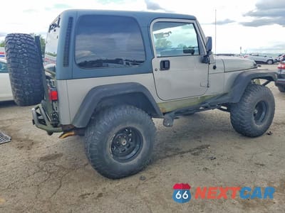 Trzecie zdjęcie samochodu z tyłu: 2002 JEEP WRANGLER / TJ SPORT VIN:1J4FA49S52P723947 - miniatura