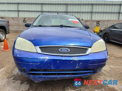 Piąte zdjęcie samochodu w środku: 2005 FORD FOCUS ZX4 VIN:1FAFP34N95W117390 - miniatura