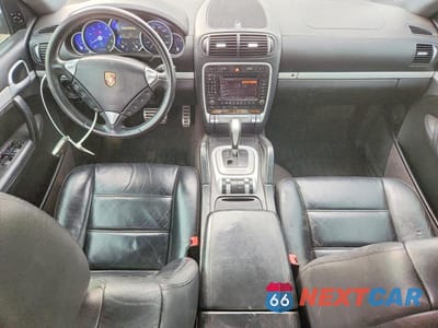 Zdjęcie 8 z 13 samochodu: 2006 PORSCHE CAYENNE TURBO VIN:WP1AC29P26LA90572 - miniatura