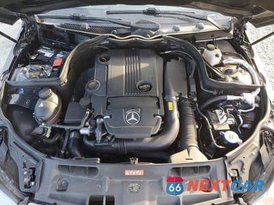 Zdjęcie 11 z 12 samochodu: 2014 MERCEDES-BENZ C 250 VIN:WDDGF4HB5ER307330 - miniatura