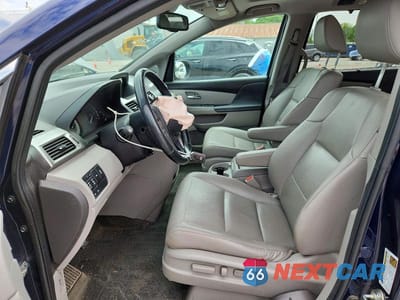 Zdjęcie 7 z 14 samochodu: 2016 HONDA ODYSSEY TOURING VIN:5FNRL5H98GB083641 - miniatura