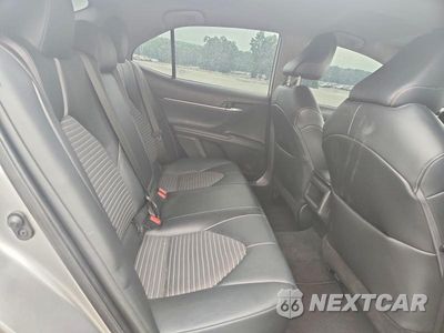 Zdjęcie 10 z 12 samochodu: 2022 TOYOTA CAMRY SE VIN:4T1G11AK2NU653037 - miniatura