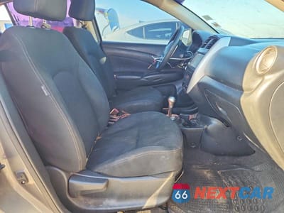 Zdjęcie 7 z 12 samochodu: 2019 NISSAN VERSA SV VIN:3N1CN7AP7KL879203 - miniatura