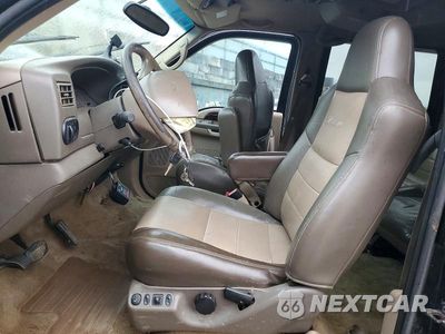 Zdjęcie 7 z 13 samochodu: 2002 FORD EXCURSION LIMITED VIN:1FMSU43F42EC54414 - miniatura
