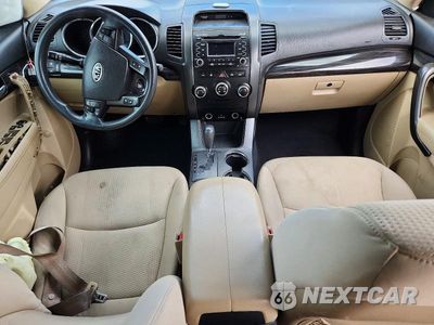 Zdjęcie 8 z 13 samochodu: 2011 KIA SORENTO LX VIN:5XYKT3A1XBG006281 - miniatura