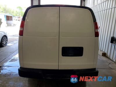 Zdjęcie 6 z 13 samochodu: 2019 CHEVROLET EXPRESS 2500 CARGO DELIVERY VAN VIN:1GCWGAF19K1236669 - miniatura