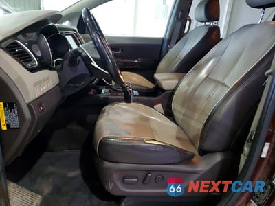 Zdjęcie 7 z 13 samochodu: 2016 KIA SEDONA SXL VIN:KNDME5C19G6128717 - miniatura