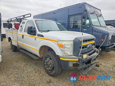 Czwarte zdjęcie samochodu z boku: 2014 FORD F350 SUPER DUTY VIN:1FD8X3B62EEB29557 - miniatura