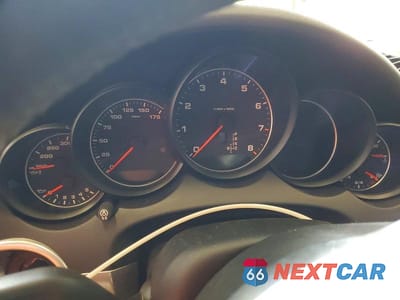 Zdjęcie 9 z 13 samochodu: 2018 PORSCHE CAYENNE VIN:WP1AA2A22JKA07176 - miniatura