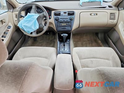 Zdjęcie 8 z 12 samochodu: 2002 HONDA ACCORD LX VIN:1HGCG564X2A090143 - miniatura